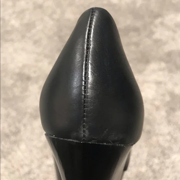 Pelle Moda Brand Ladies Size 10 Medium Shoe. Black Color. - Picture 2 of 5